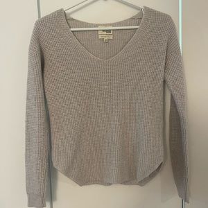 Aritzia- Wilfred Free 100% wool gray pullover sweater